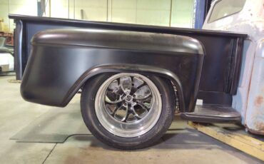 Chevy-apache-1957-black-3