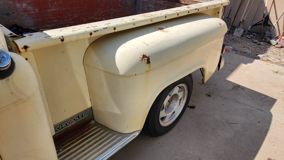 Chevy-apache-1958-15