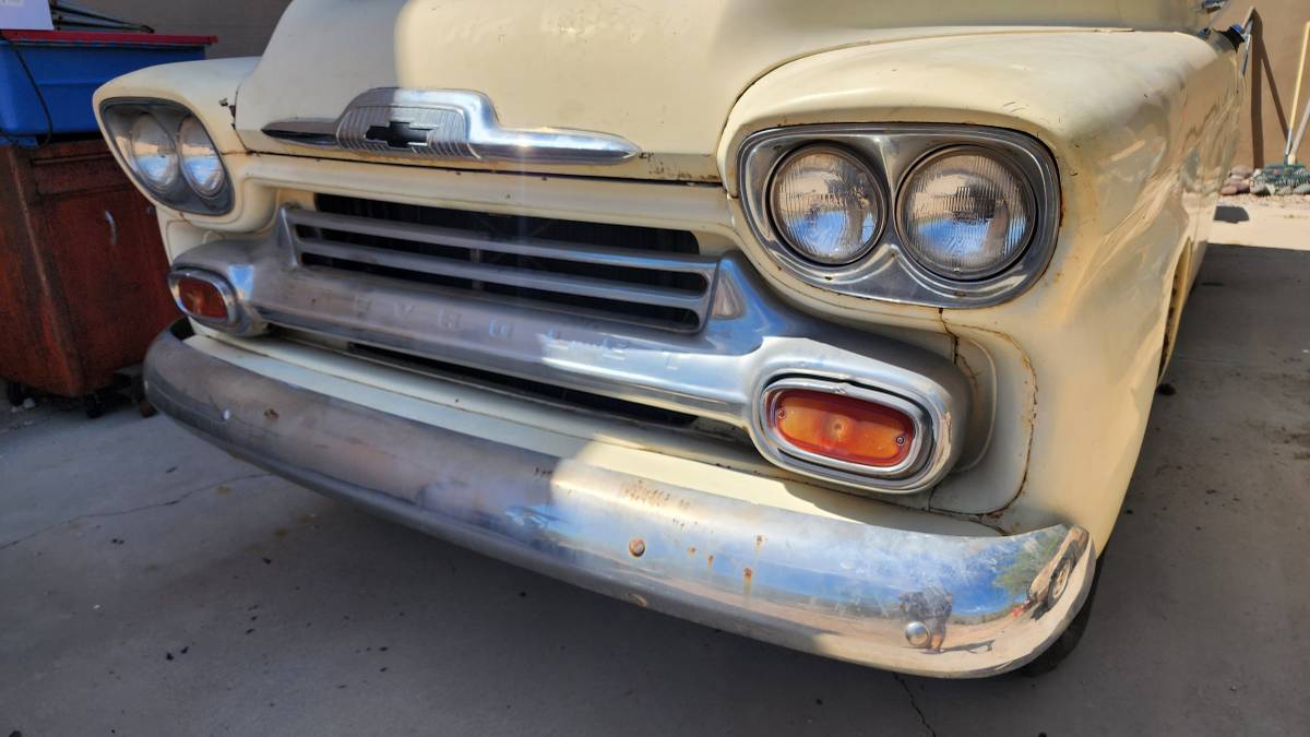 Chevy-apache-1958-26