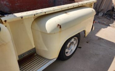 Chevy-apache-1958-36