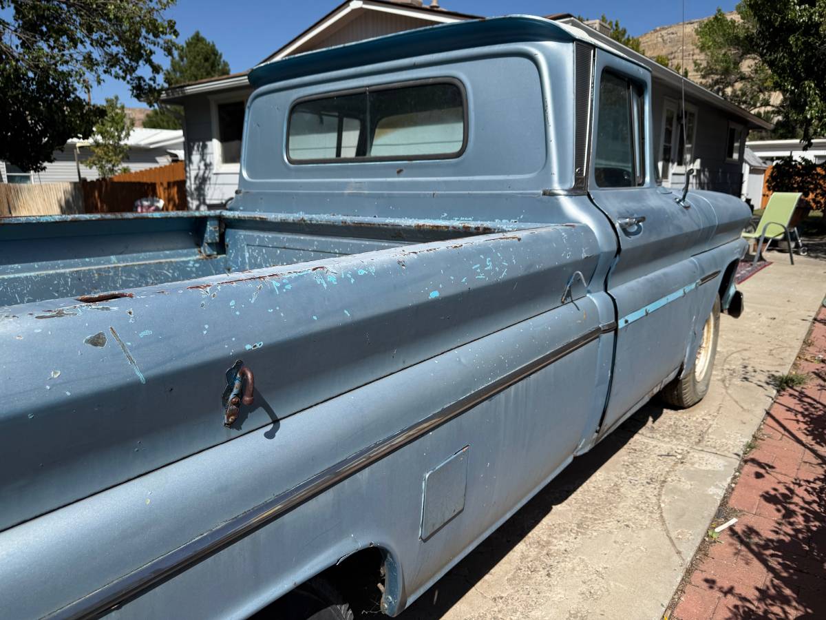 Chevy-apache-pickup-1960-blue-5