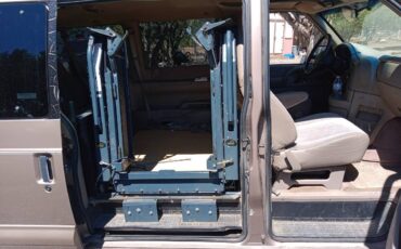 Chevy-astro-cargo-van-2000-10