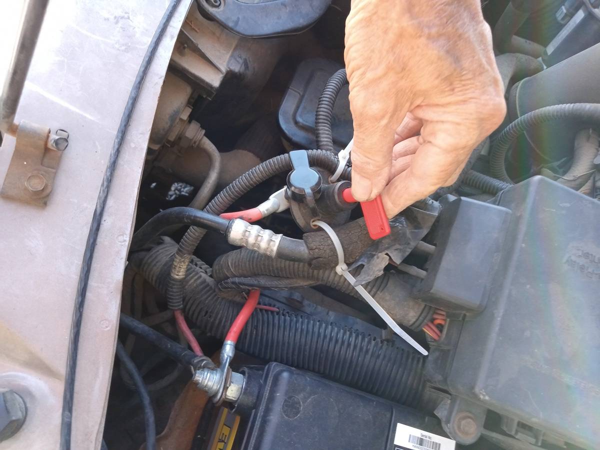 Chevy-astro-cargo-van-2000-15