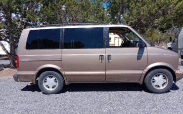 Chevy-astro-cargo-van-2000-3