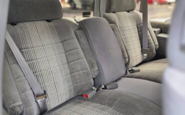 Chevy-astro-van-1993-grey-5