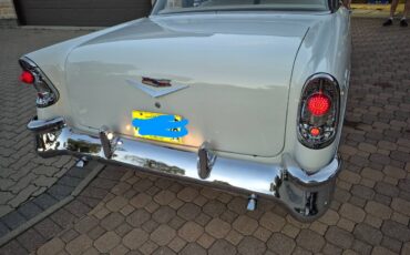 Chevy-belair-1956-custom-5