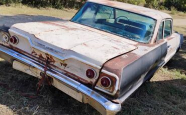 Chevy-biscayne-1963-white-1