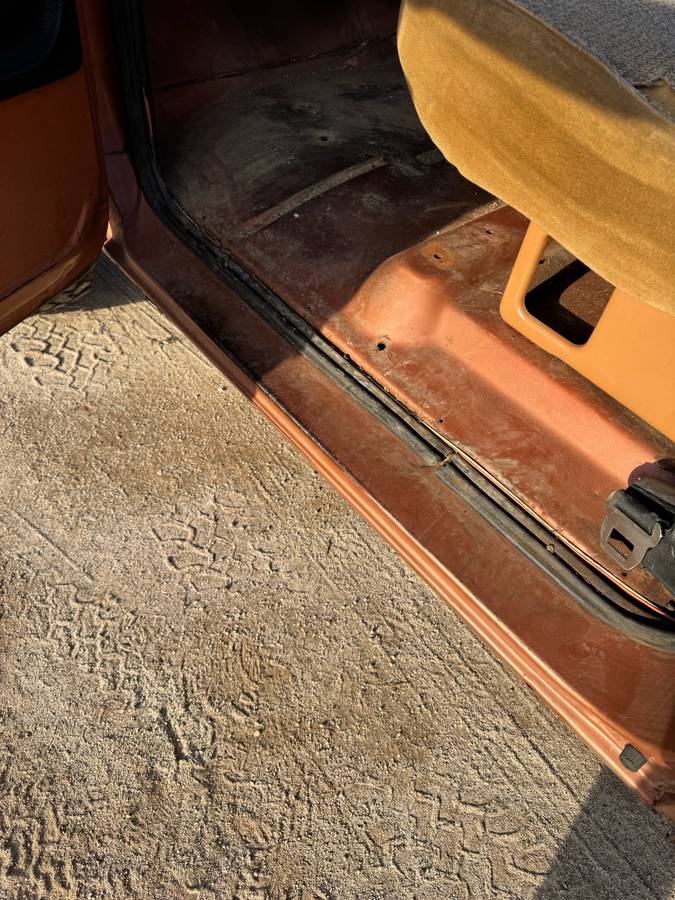 Chevy-blazer-1972-orange-10