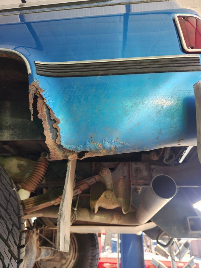 Chevy-blazer-1985-blue-14