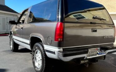 Chevy-blazer-1992-brown-10
