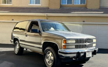 Chevy-blazer-1992-brown-3