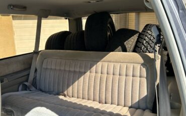 Chevy-blazer-1992-brown-5