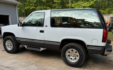 Chevy-blazer-1993-white-2