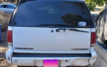 Chevy-blazer-1995-white