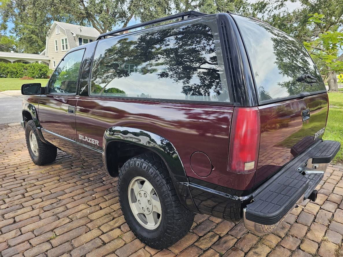 Chevy-blazer-2-door-4x4-1994-red-2
