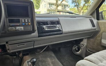 Chevy-blazer-2-door-4x4-1994-red-21