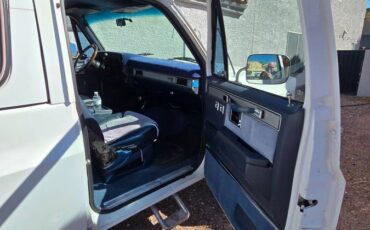 Chevy-blazer-k5-4x4-1986-white-3