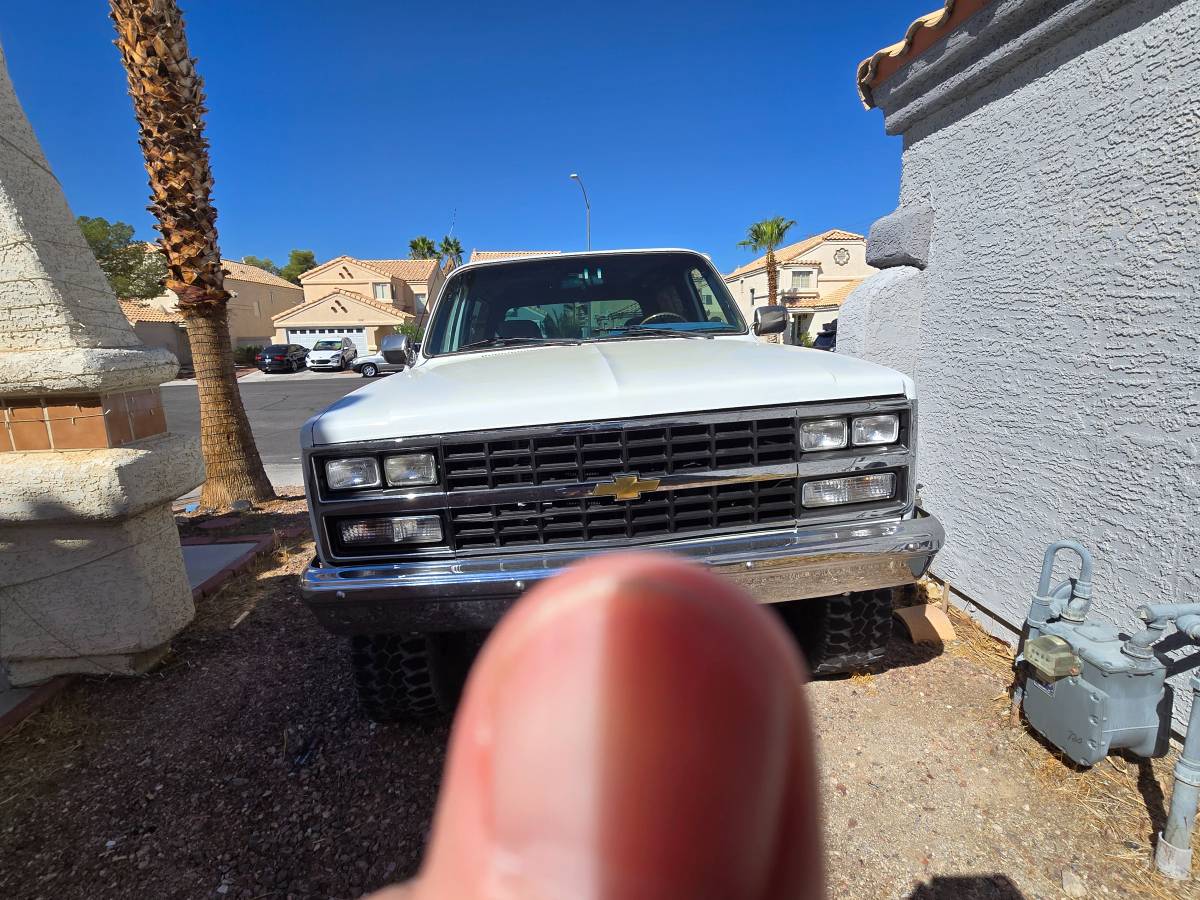 Chevy-blazer-k5-4x4-1986-white-4