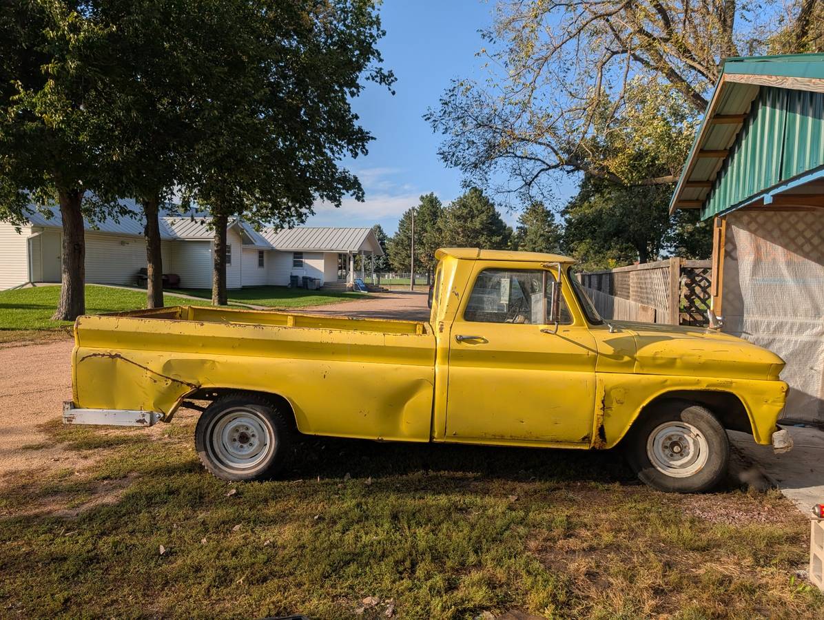 Chevy-c-10-1964-yellow-1