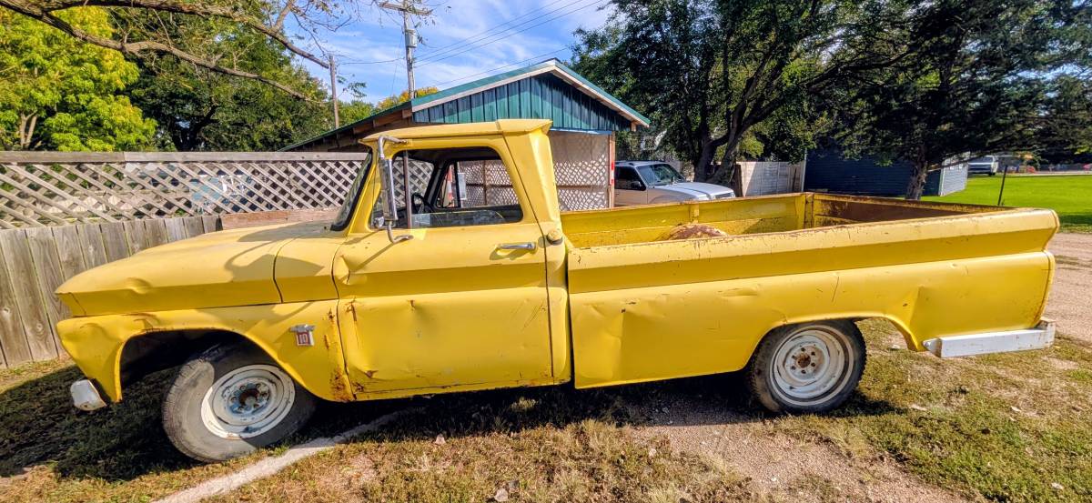 Chevy-c-10-1964-yellow-2