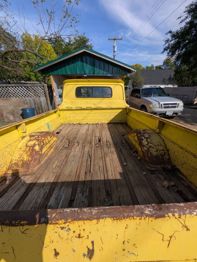 Chevy-c-10-1964-yellow-4