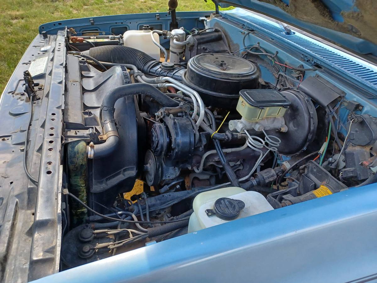 Chevy-c-10-silverado-square-body-1986-blue-18