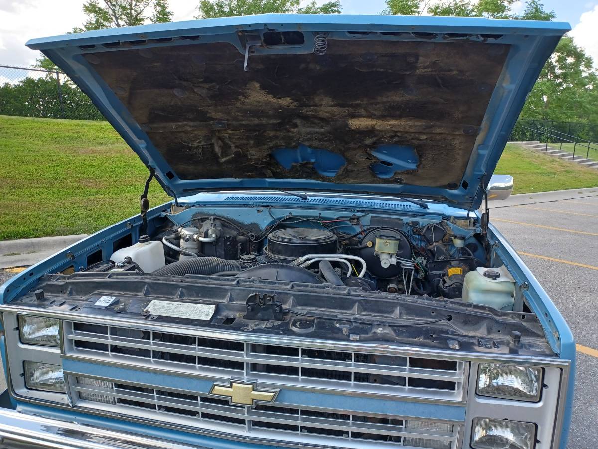 Chevy-c-10-silverado-square-body-1986-blue-2
