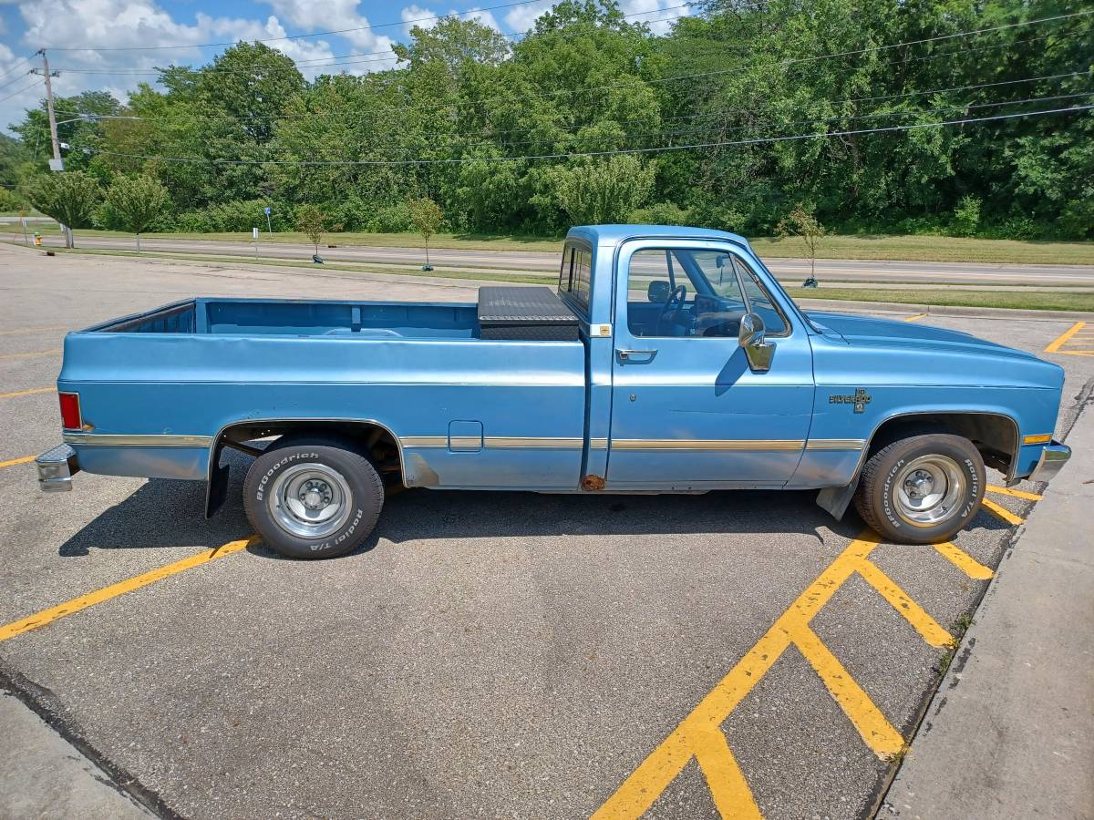 Chevy-c-10-silverado-square-body-1986-blue-9