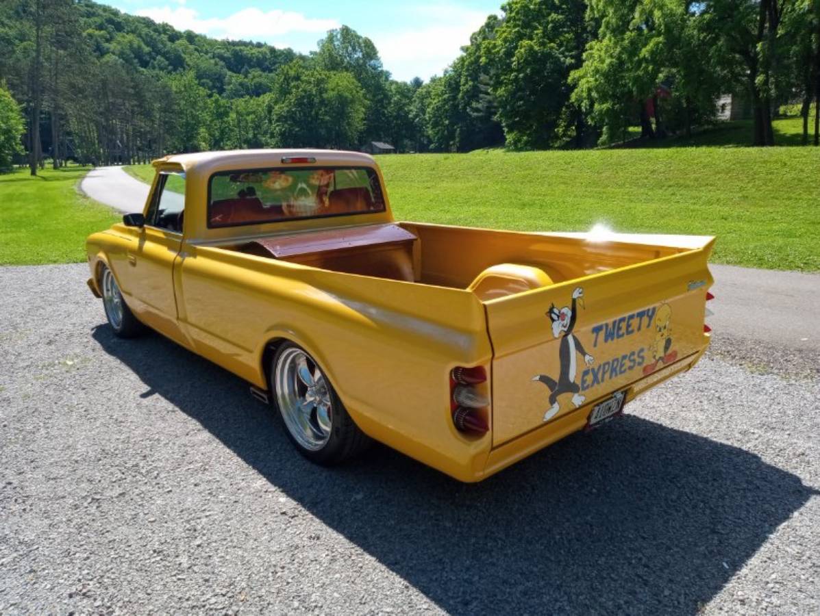 Chevy-c10-1971-custom-1