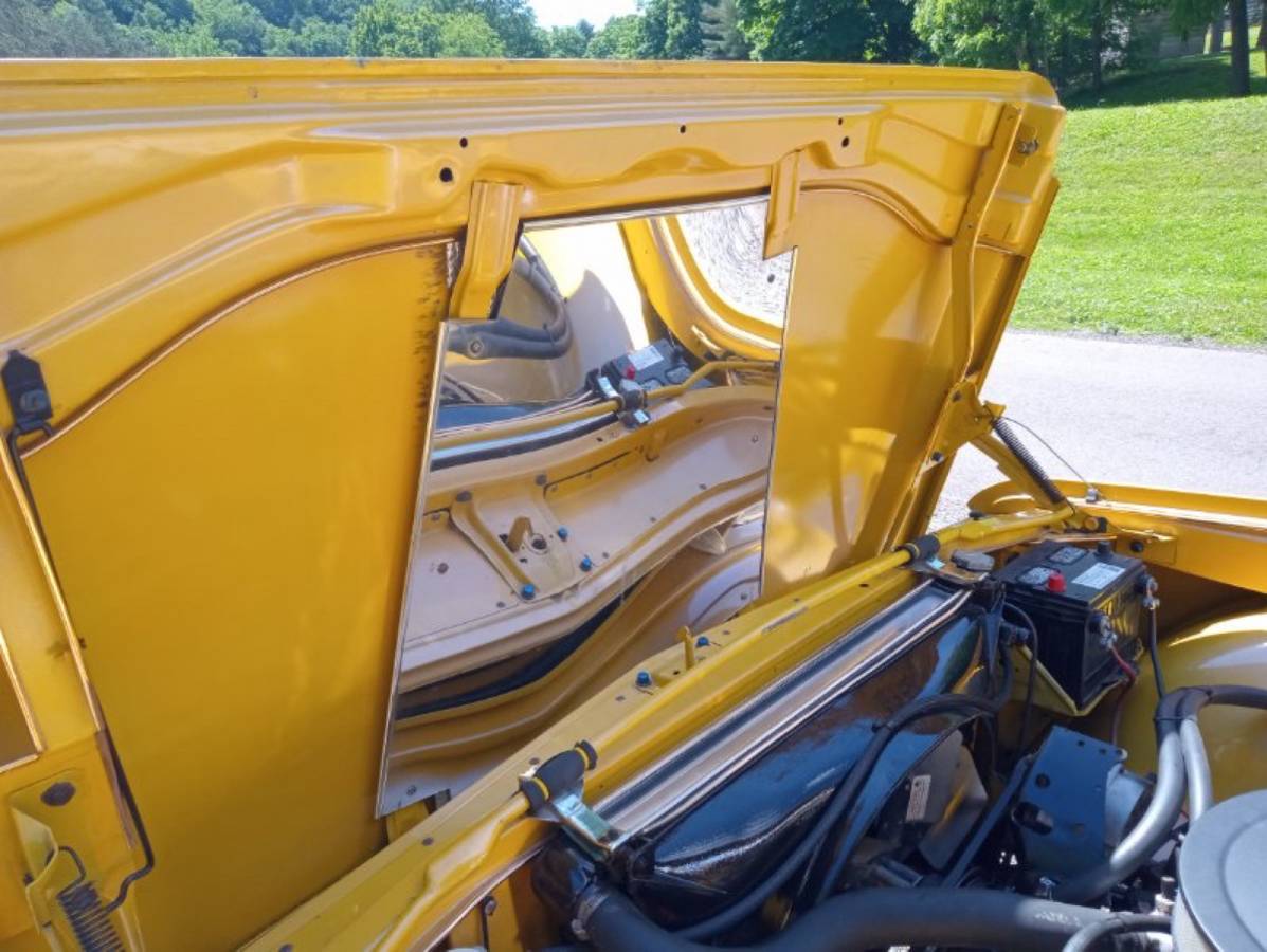 Chevy-c10-1971-custom-11