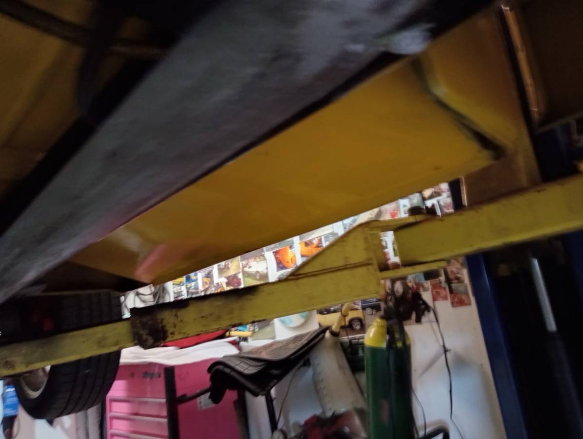 Chevy-c10-1971-custom-16