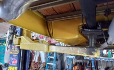 Chevy-c10-1971-custom-20