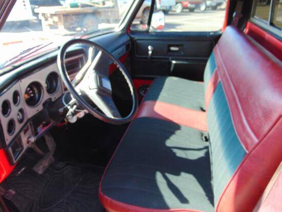 Chevy-c10-1980-red-10