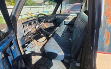 Chevy-c10-1983-3