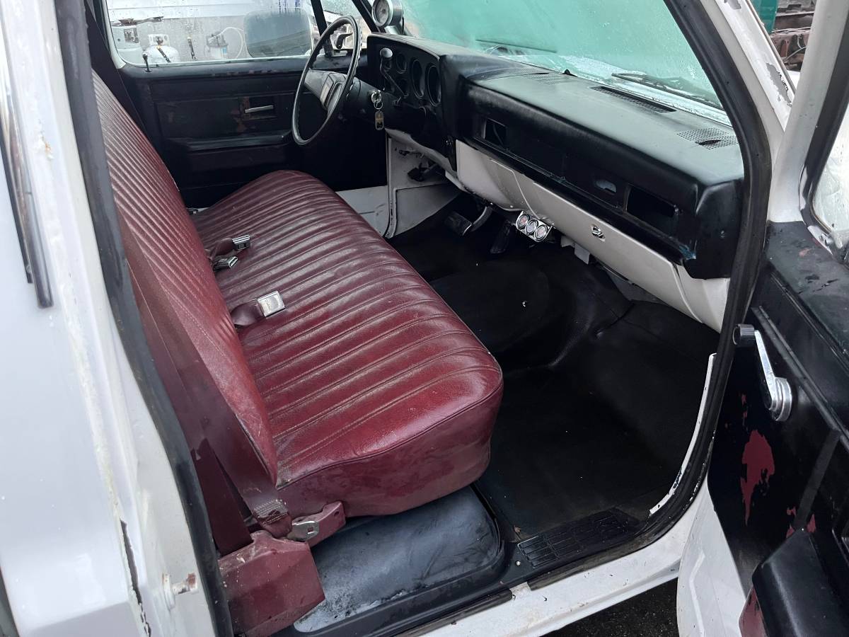 Chevy-c10-1983-7