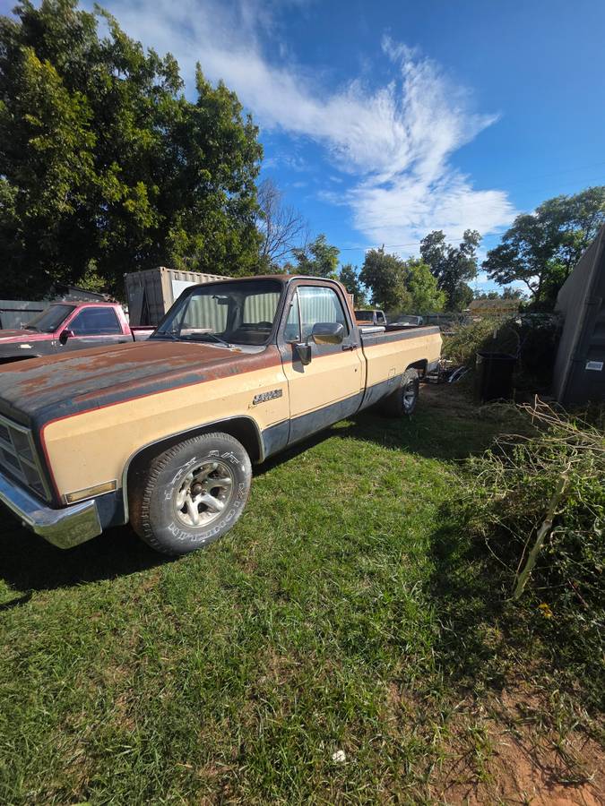 Chevy-c10-1983-9
