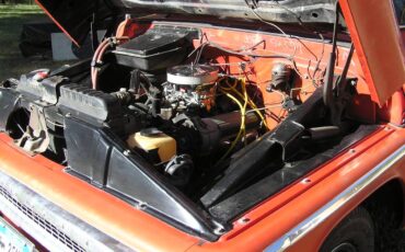 Chevy-c10-custom-1966-red-11