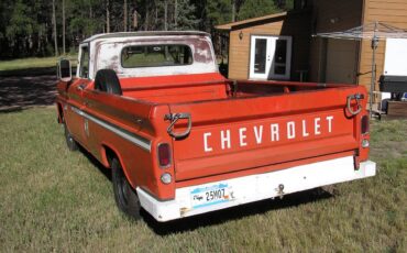 Chevy-c10-custom-1966-red-3