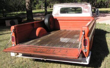 Chevy-c10-custom-1966-red-4