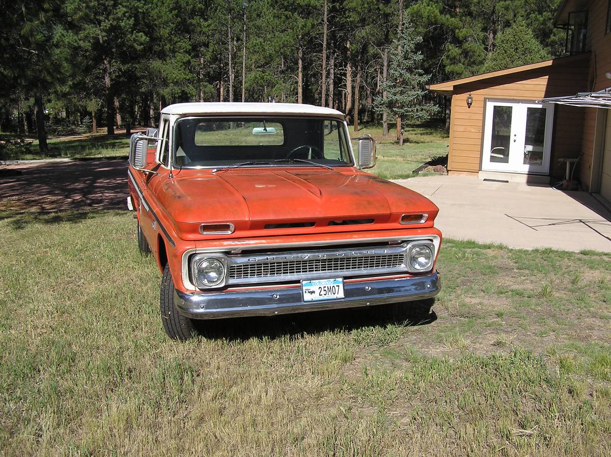 Chevy-c10-custom-1966-red