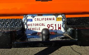 Chevy-c10-long-bed-truck-1966-orange-3