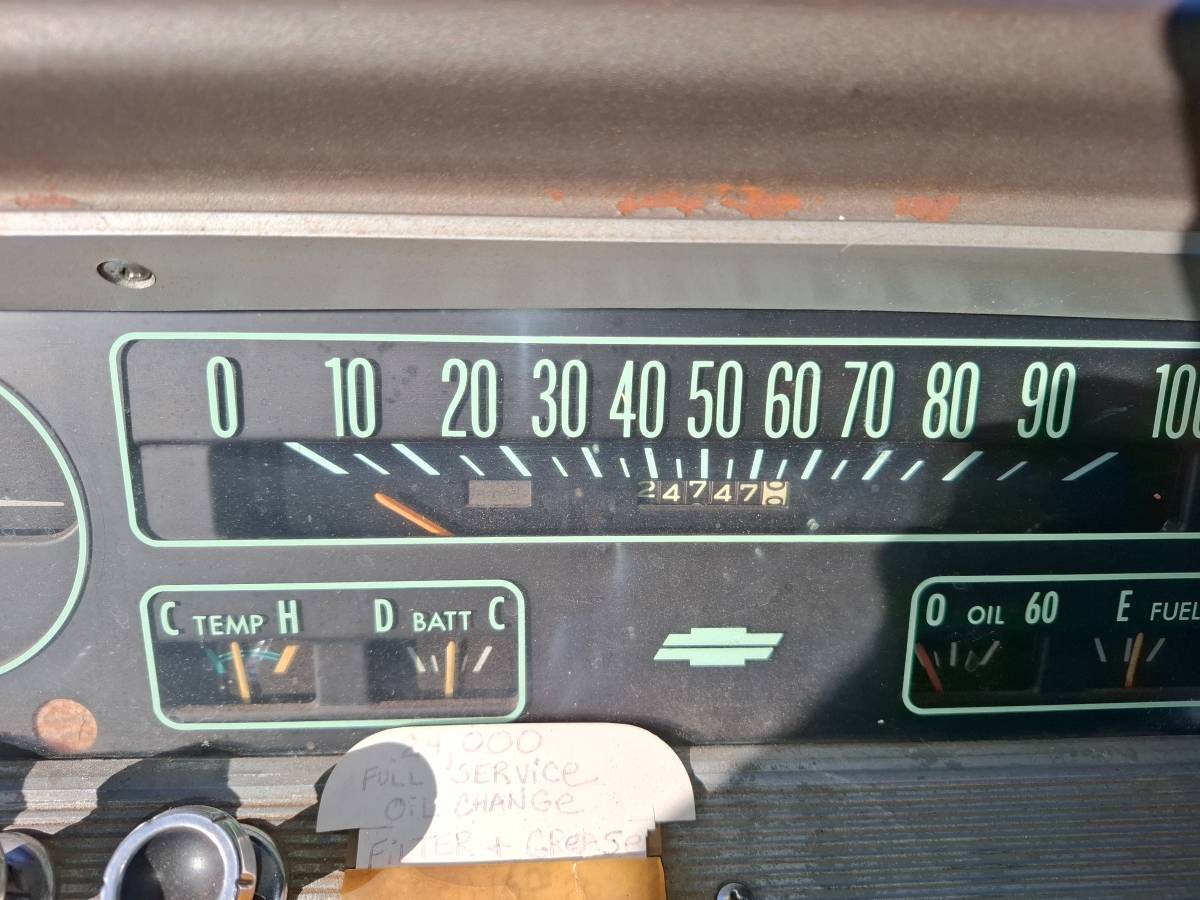 Chevy-c10-long-bed-truck-1966-orange-7
