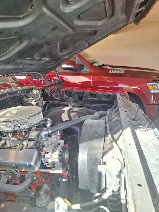 Chevy-c10-pickup-1974-red-22