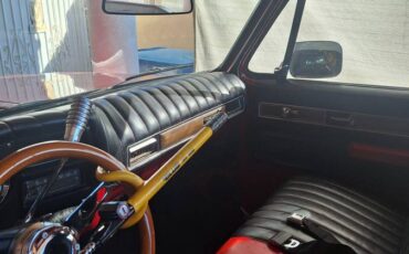 Chevy-c10-pickup-1974-red-23