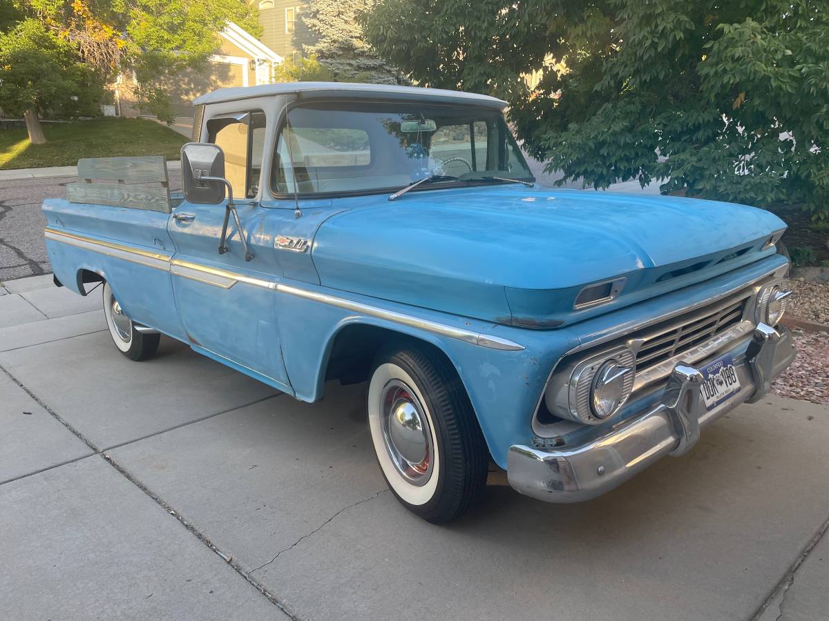 Chevy-c10-truck-1962-blue-11