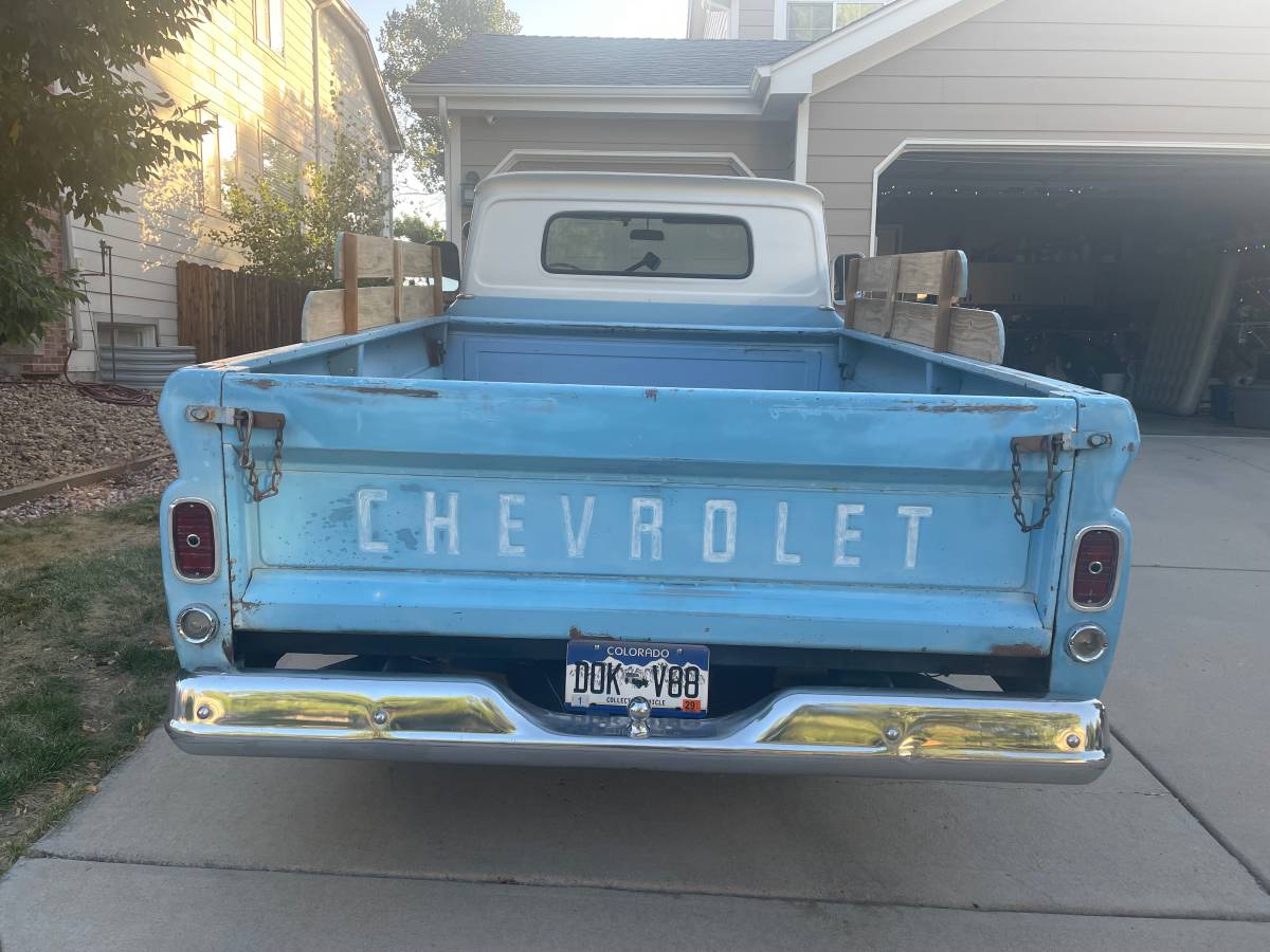 Chevy-c10-truck-1962-blue-12