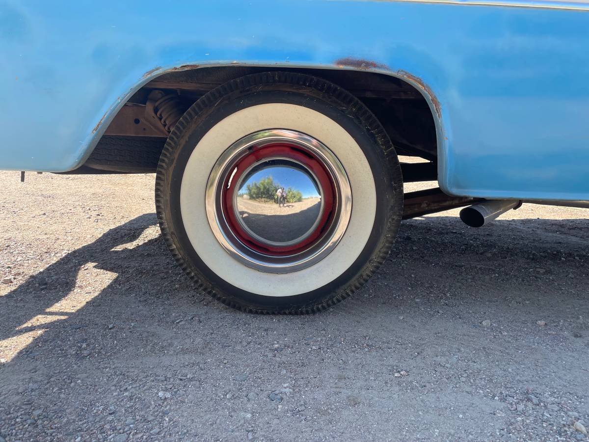 Chevy-c10-truck-1962-blue-15