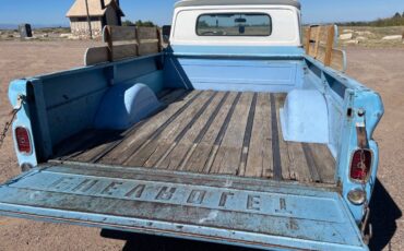 Chevy-c10-truck-1962-blue-18