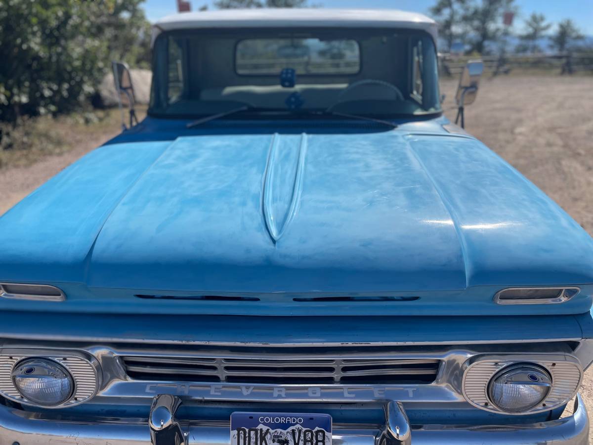 Chevy-c10-truck-1962-blue-22