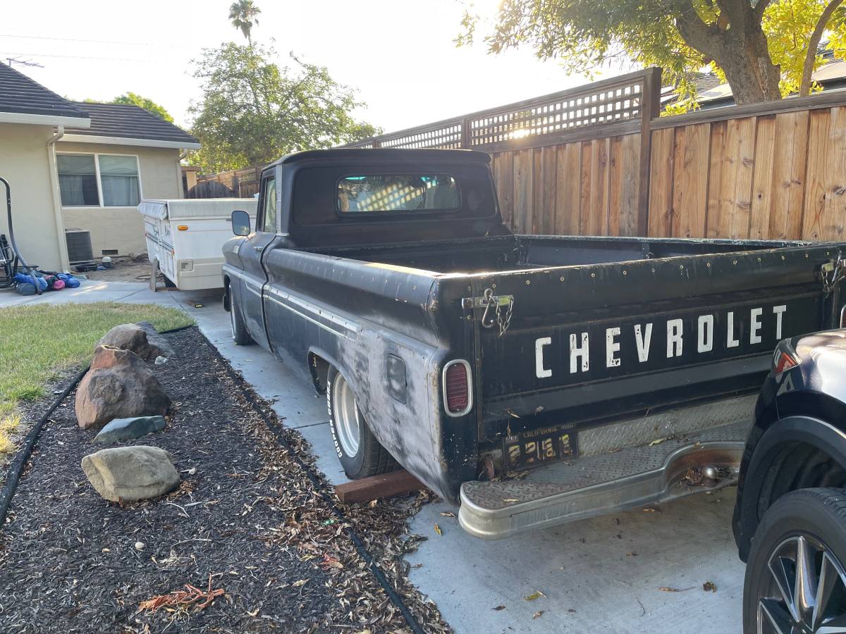 Chevy-c10-truck-1965-1